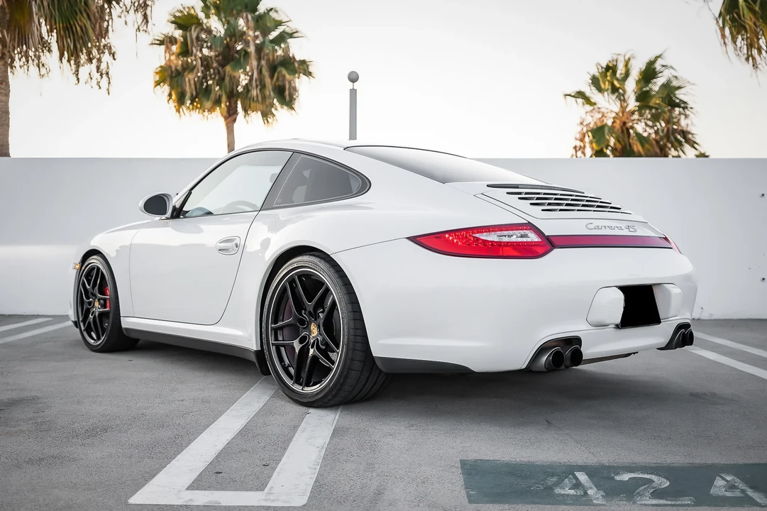 2010 Porsche 997 Carrera 4S - Image 6 of 6