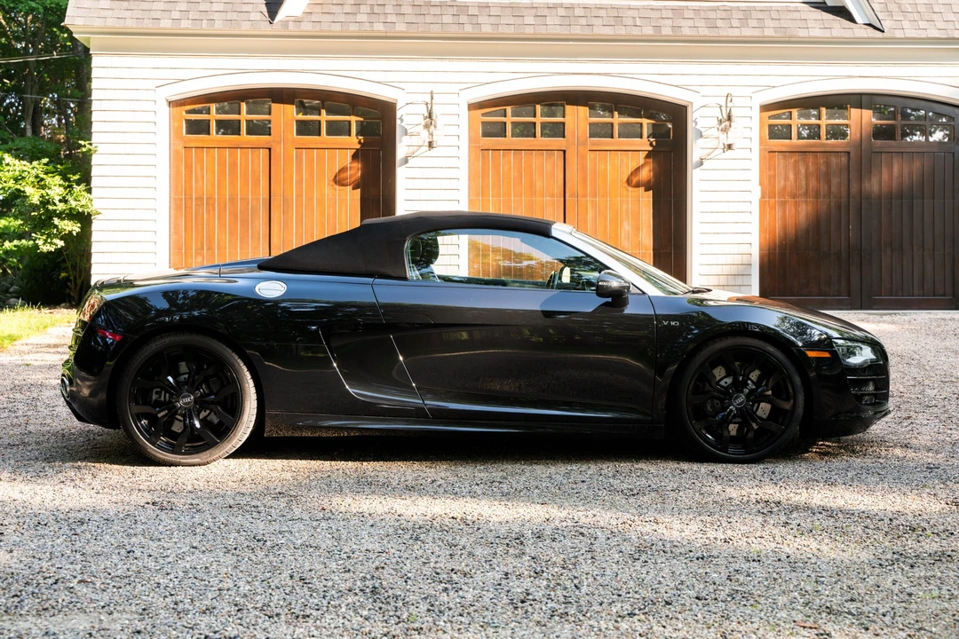 2011 Audi 42 R8 - Image 7 of 31