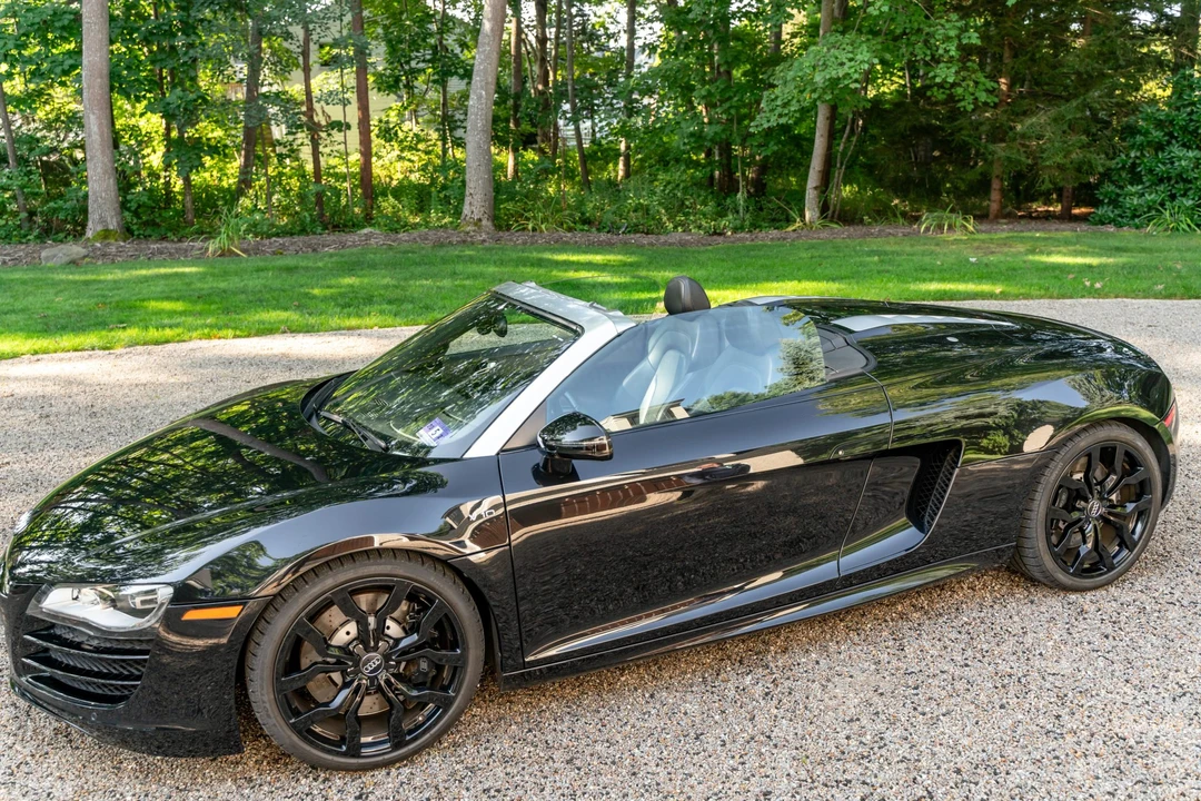 2011 Audi 42 R8 - Image 11 of 31