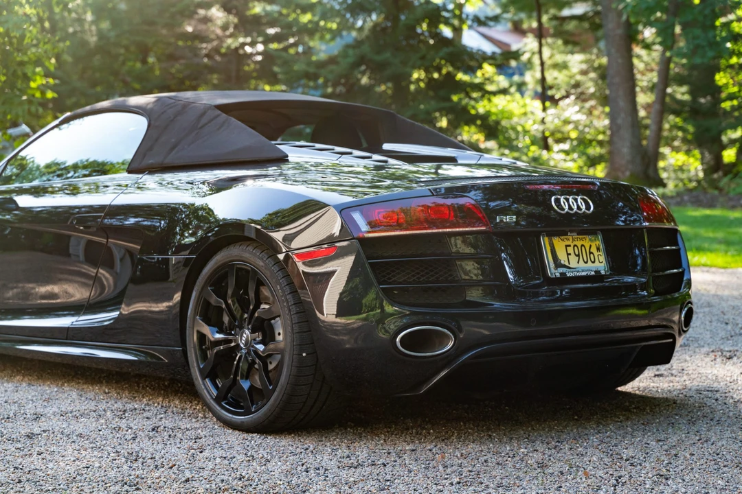 2011 Audi 42 R8 - Image 24 of 31