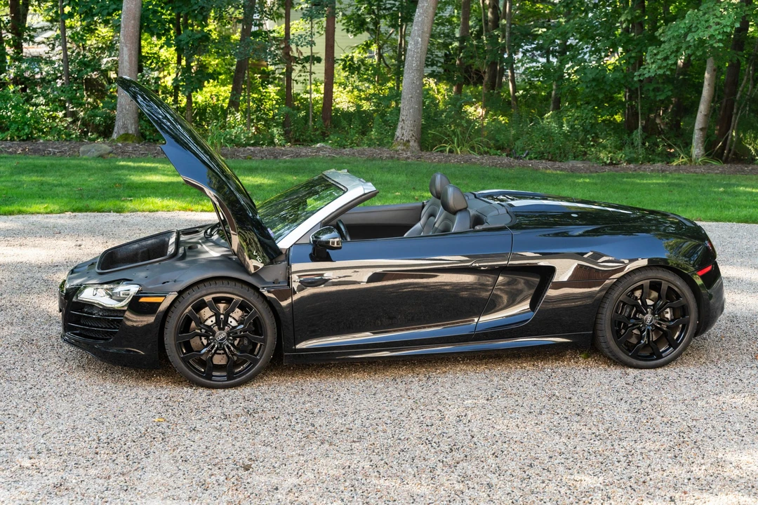 2011 Audi 42 R8 - Image 16 of 31