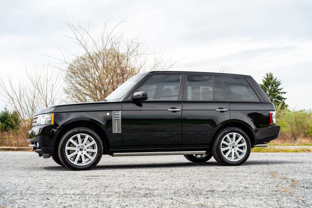 2011 Land Rover Range Rover L322 - Image 11 of 31