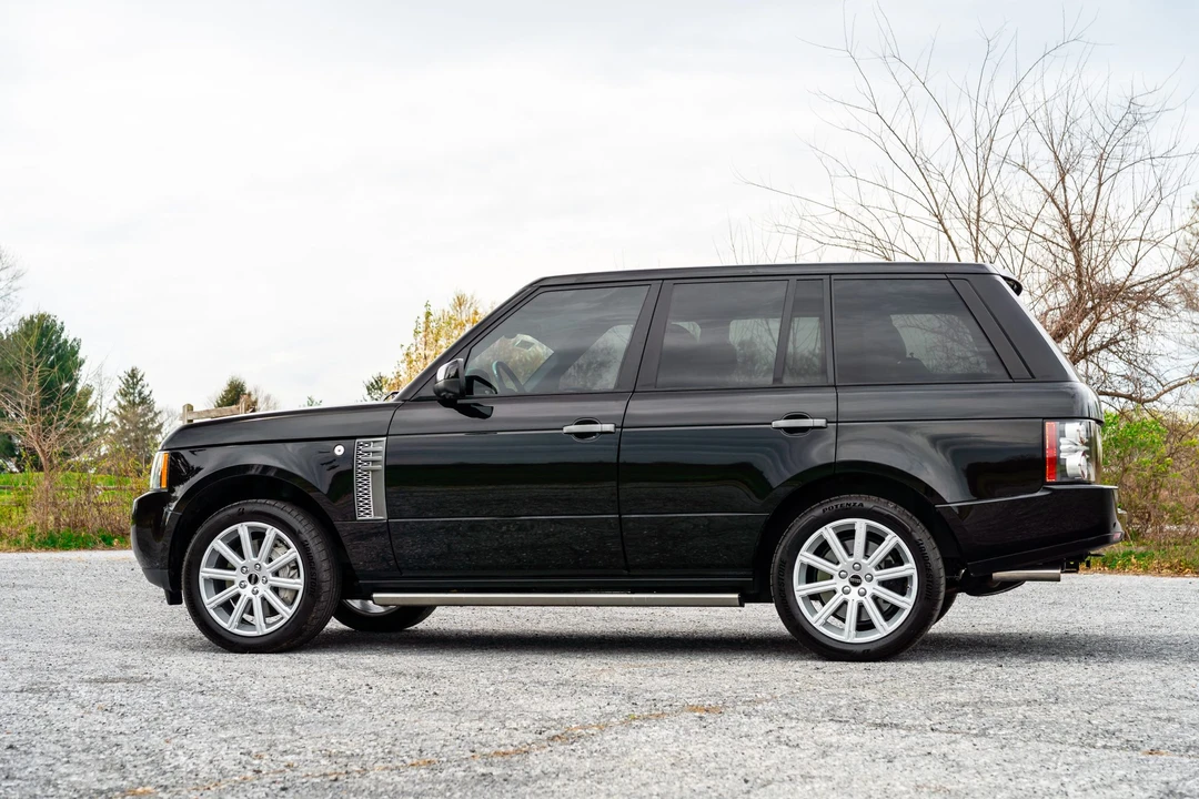 2011 Land Rover Range Rover L322 - Image 15 of 31