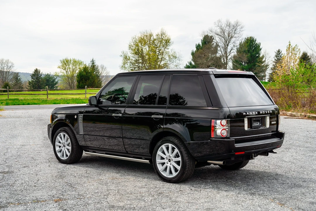 2011 Land Rover Range Rover L322 - Image 18 of 31