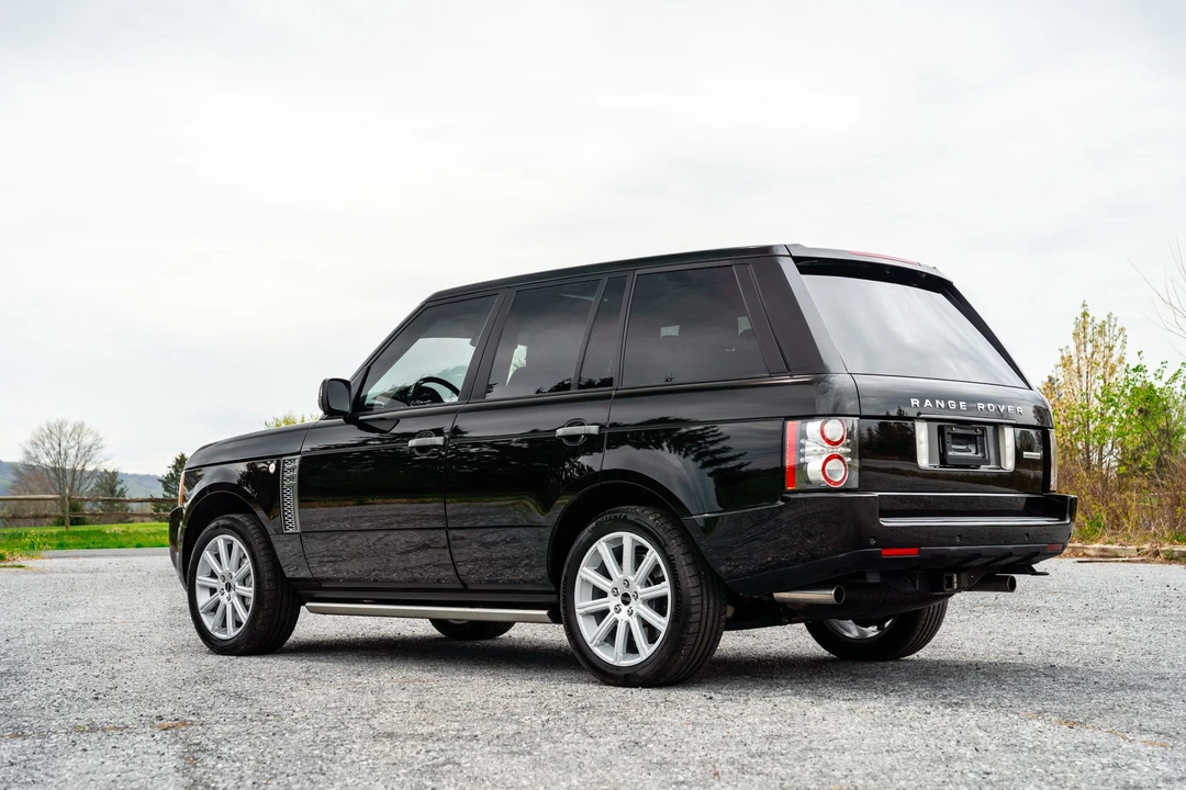 2011 Land Rover Range Rover L322 - Image 19 of 31