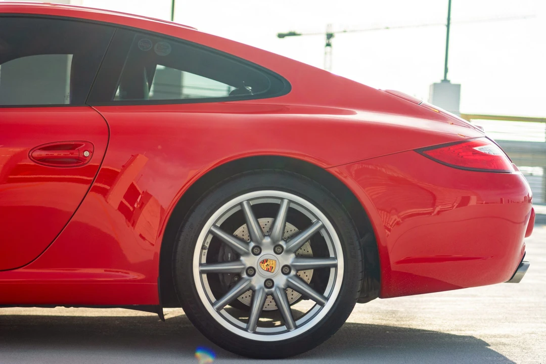2011 Porsche 997 Carrera - Image 16 of 31