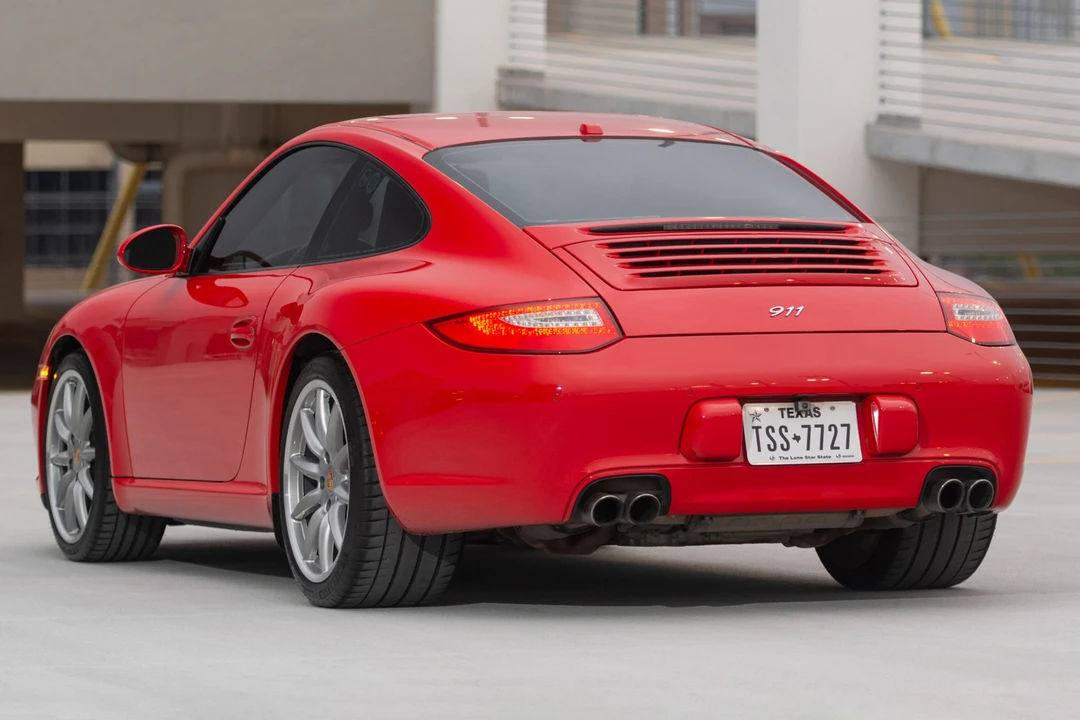 2011 Porsche 997 Carrera - Image 12 of 31