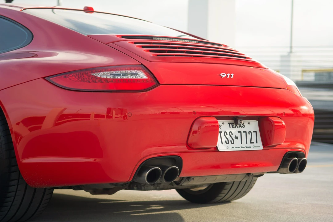 2011 Porsche 997 Carrera - Image 30 of 31