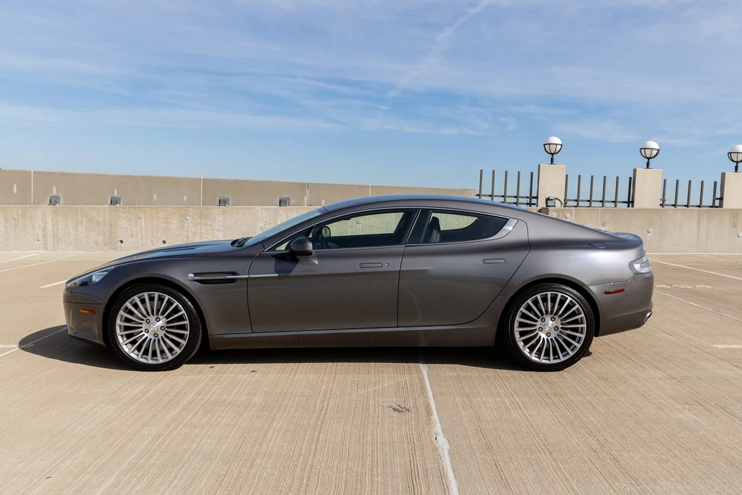 2012 Aston Martin Rapide - Image 30 of 31