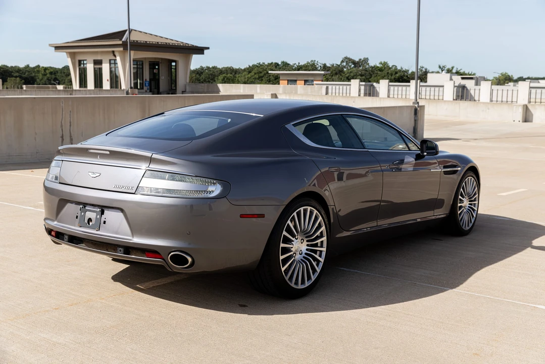2012 Aston Martin Rapide - Image 14 of 31