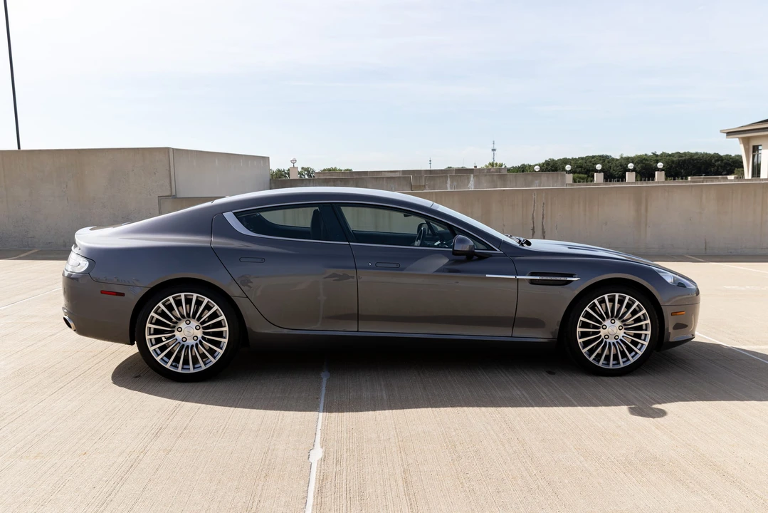 2012 Aston Martin Rapide - Image 17 of 31