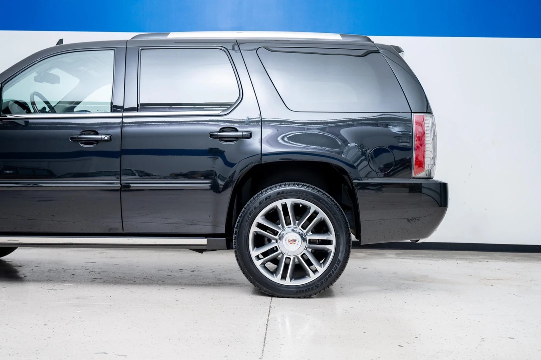 2012 Cadillac Escalade & EXT 3rd Gen - Image 14 of 31
