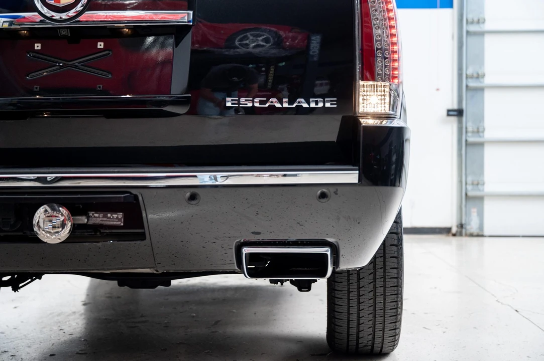 2012 Cadillac Escalade & EXT 3rd Gen - Image 31 of 31