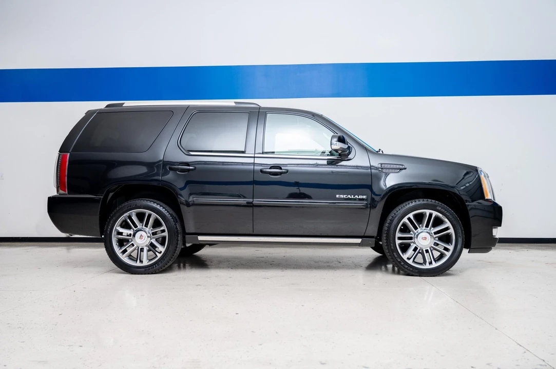 2012 Cadillac Escalade & EXT 3rd Gen - Image 7 of 31