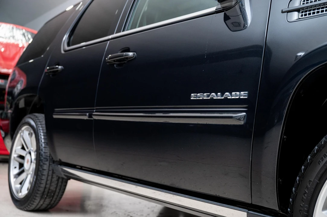 2012 Cadillac Escalade & EXT 3rd Gen - Image 25 of 31