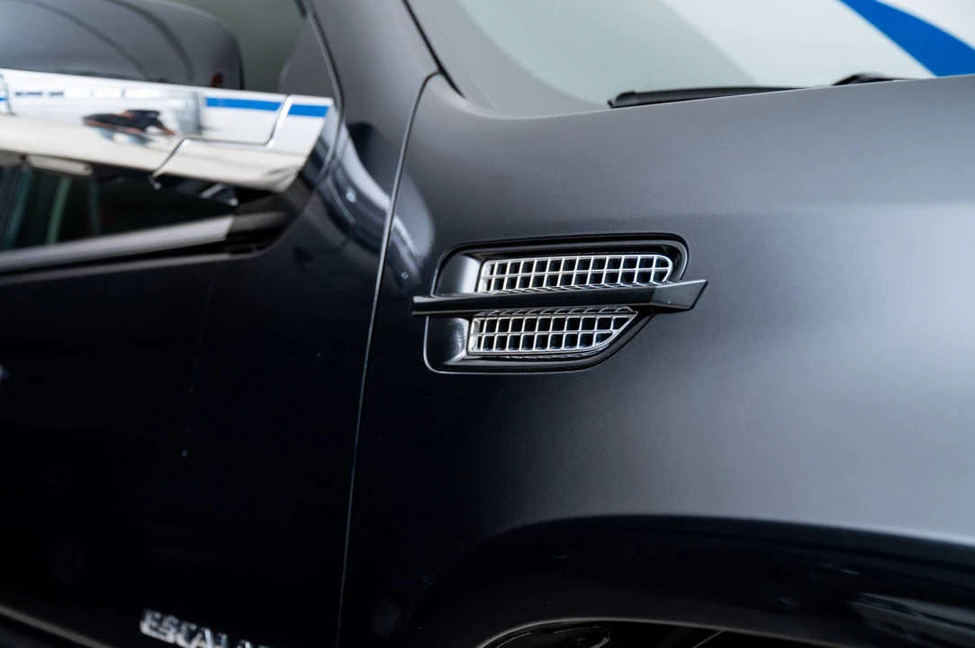 2012 Cadillac Escalade & EXT 3rd Gen - Image 21 of 31