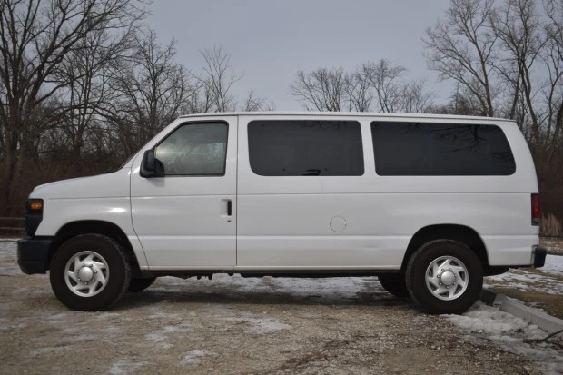 2012 Ford Econoline Van - Image 3 of 8