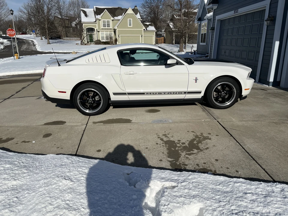 2012 Ford S197 Mustang - Image 6 of 31