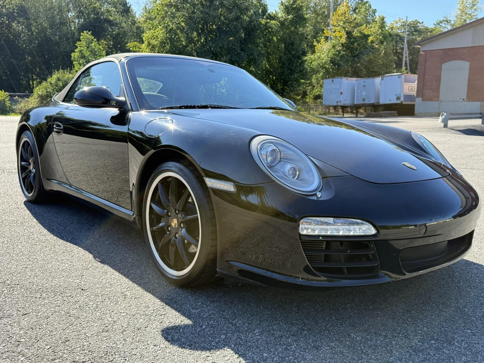 2012 Porsche 997 Carrera - Image 27 of 31