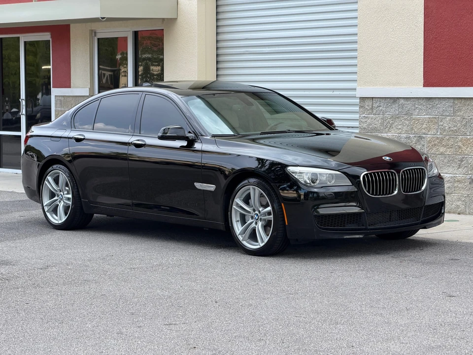 2013 BMW F01/F02 7 Series - Image 25 of 31