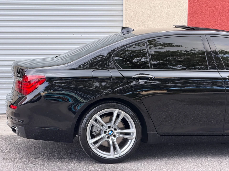 2013 BMW F01/F02 7 Series - Image 28 of 31