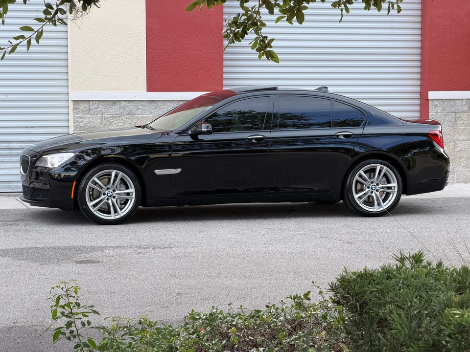 2013 BMW F01/F02 7 Series - Image 2 of 31