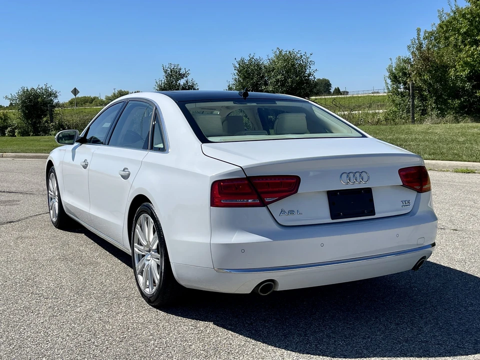 2014 Audi D4 A8 - Image 16 of 31