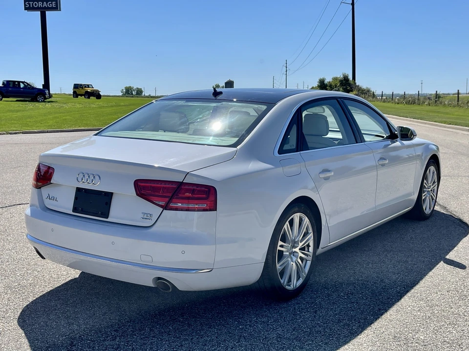 2014 Audi D4 A8 - Image 14 of 31