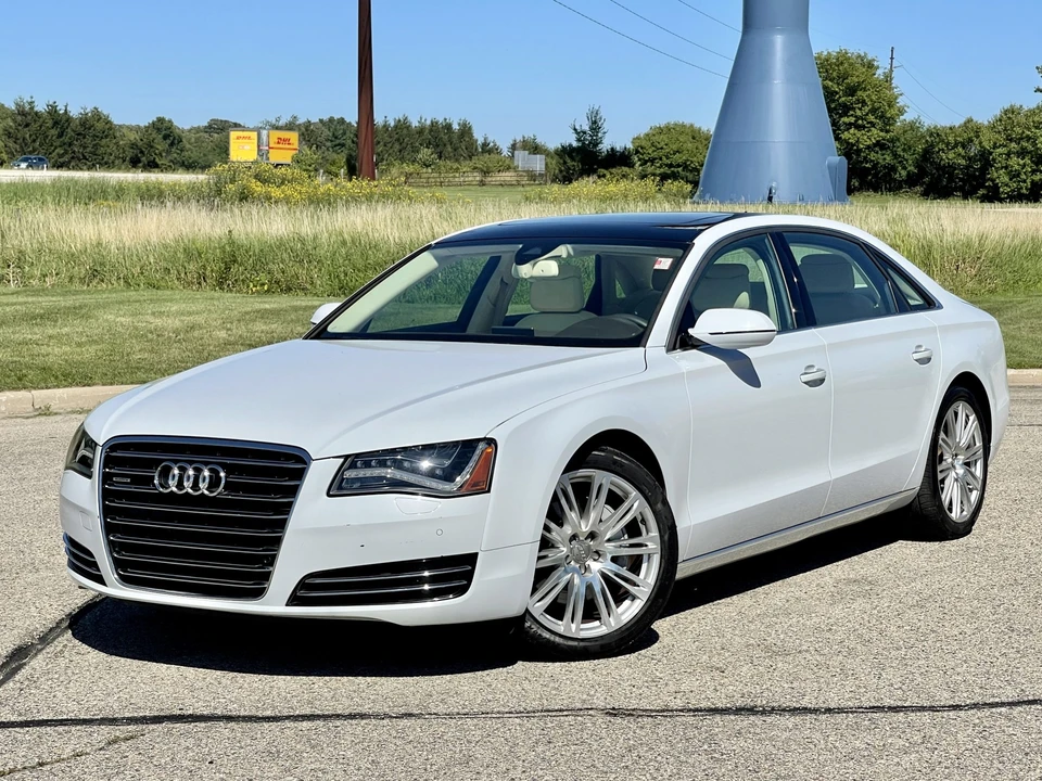 2014 Audi D4 A8 - Image 6 of 31