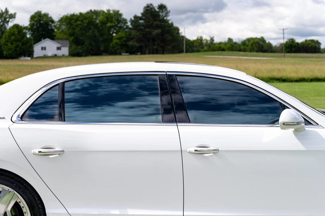 2014 Bentley Continental - Image 24 of 31
