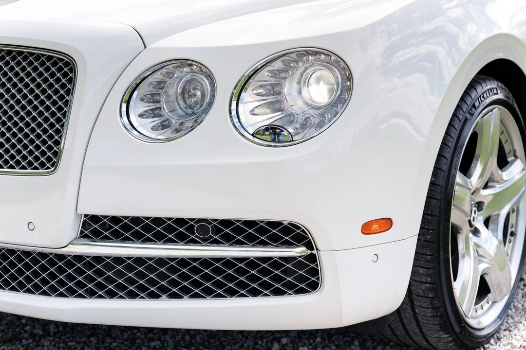 2014 Bentley Continental - Image 12 of 31