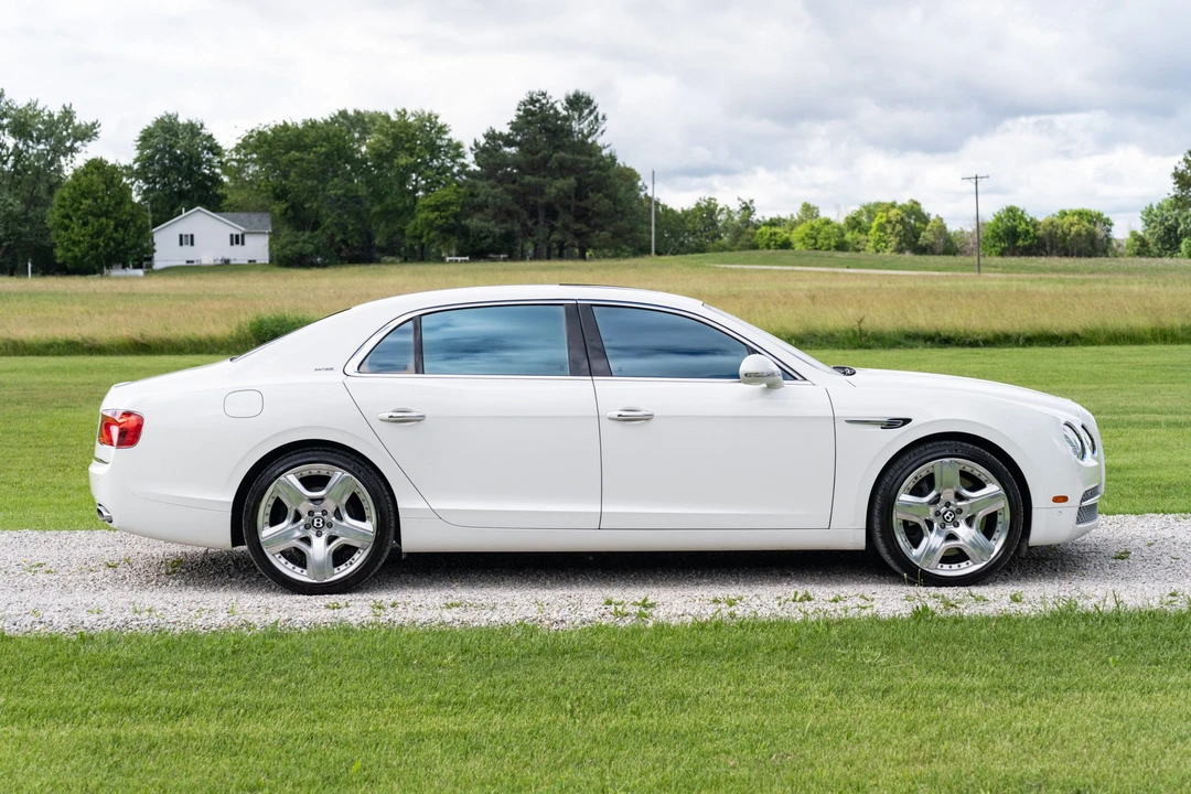 2014 Bentley Continental - Image 4 of 31