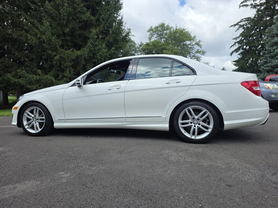 2014 Mercedes-Benz W204 C-Class - Image 18 of 31
