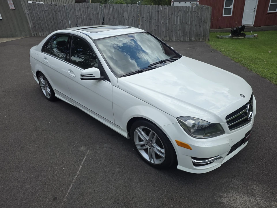 2014 Mercedes-Benz W204 C-Class - Image 5 of 31
