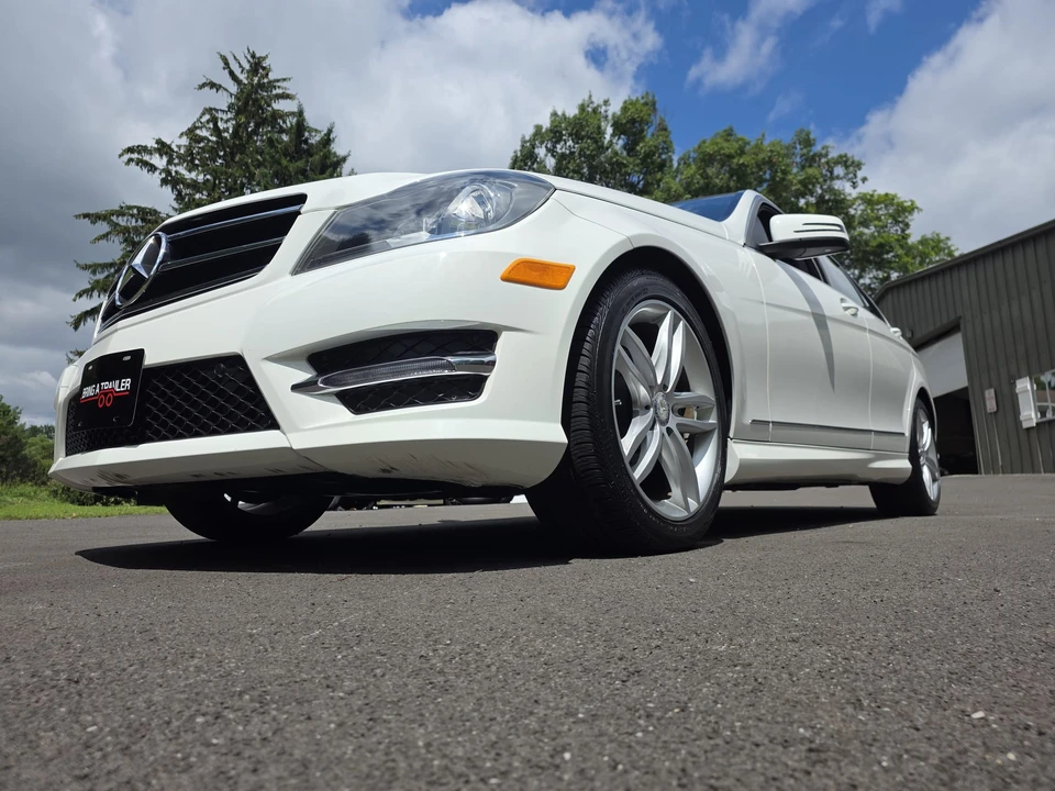 2014 Mercedes-Benz W204 C-Class - Image 14 of 31