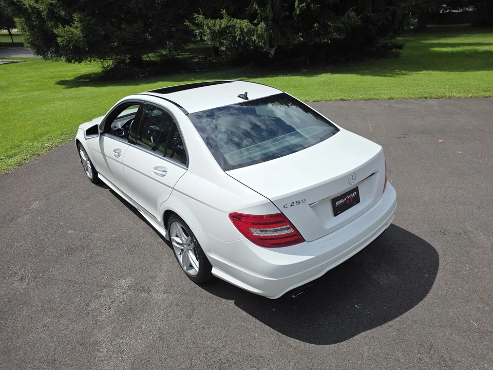 2014 Mercedes-Benz W204 C-Class - Image 26 of 31