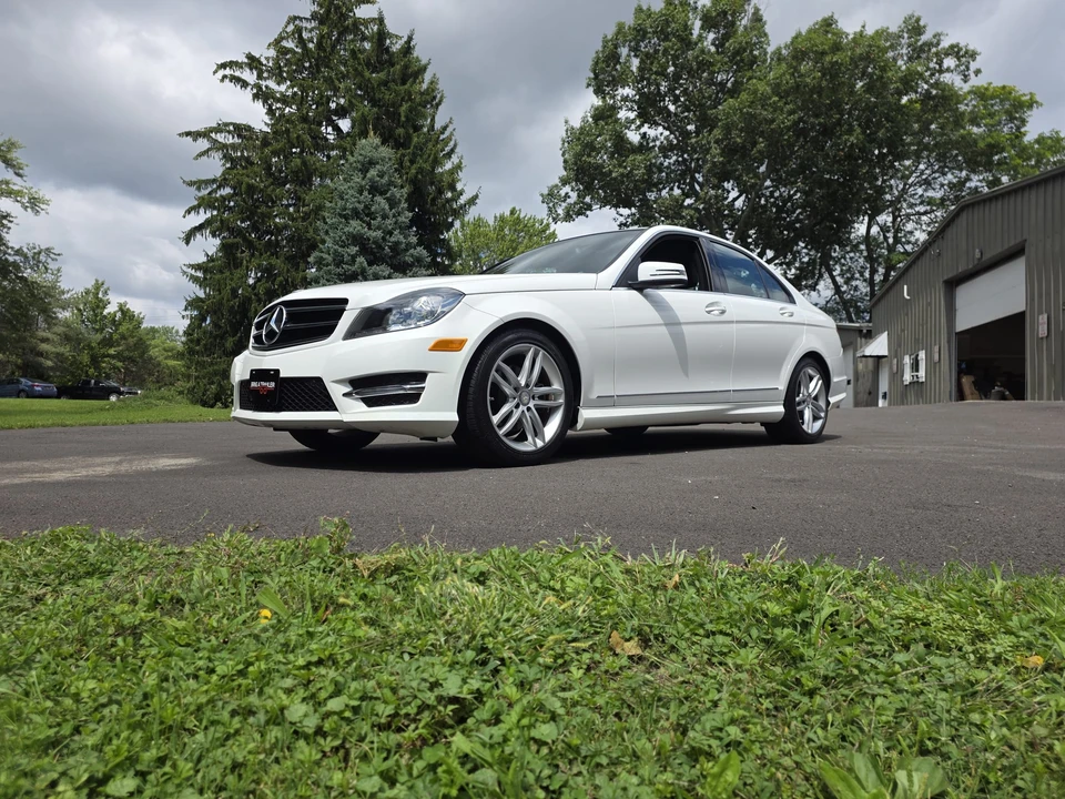 2014 Mercedes-Benz W204 C-Class - Image 15 of 31