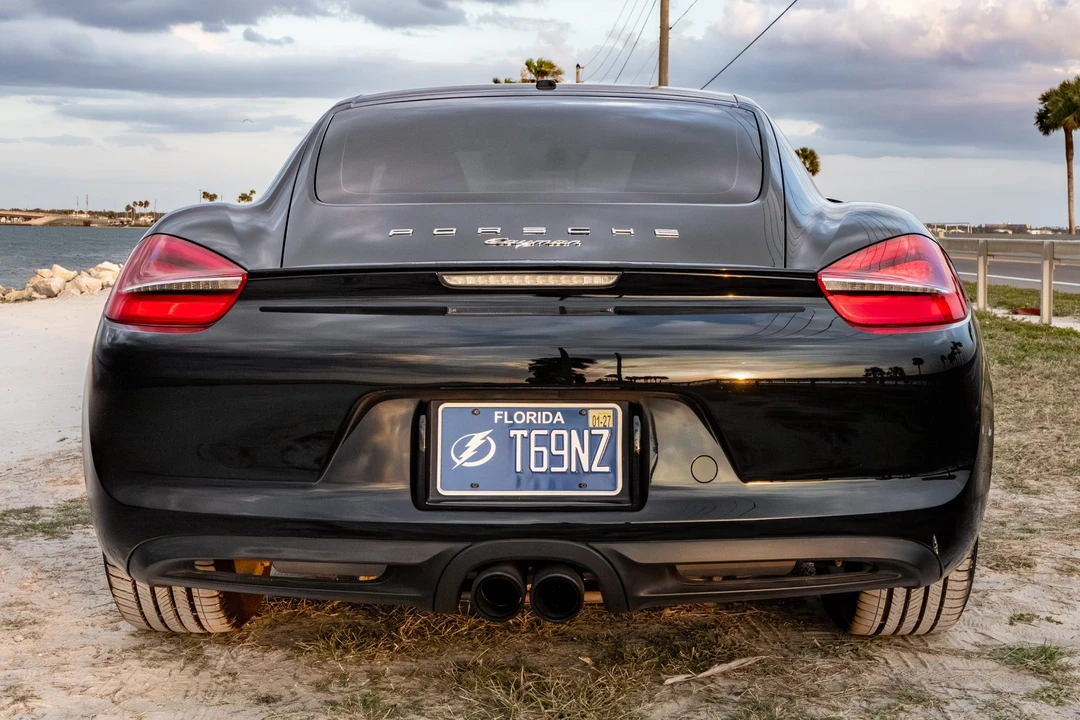 2014 Porsche 981 Cayman - Image 10 of 31