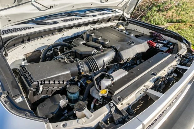 2014 Toyota FJ Cruiser - Image 6 of 8