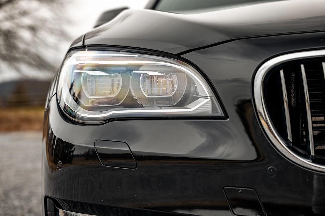 2015 BMW Alpina B7 - Image 26 of 31