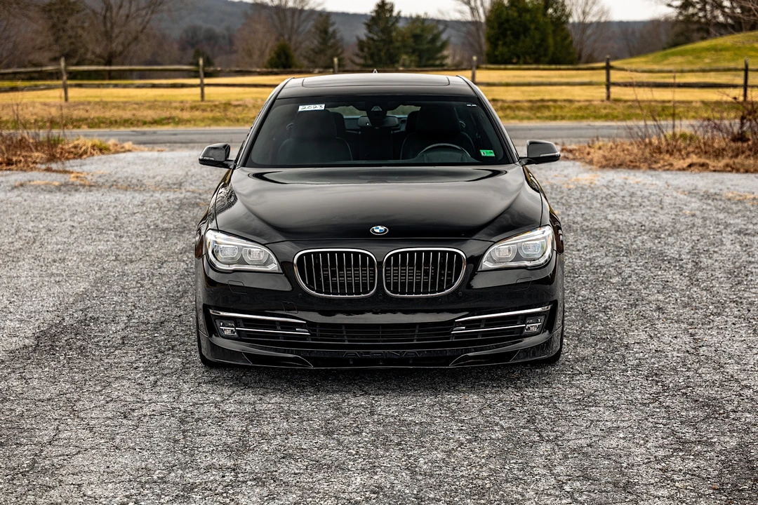 2015 BMW Alpina B7 - Image 23 of 31