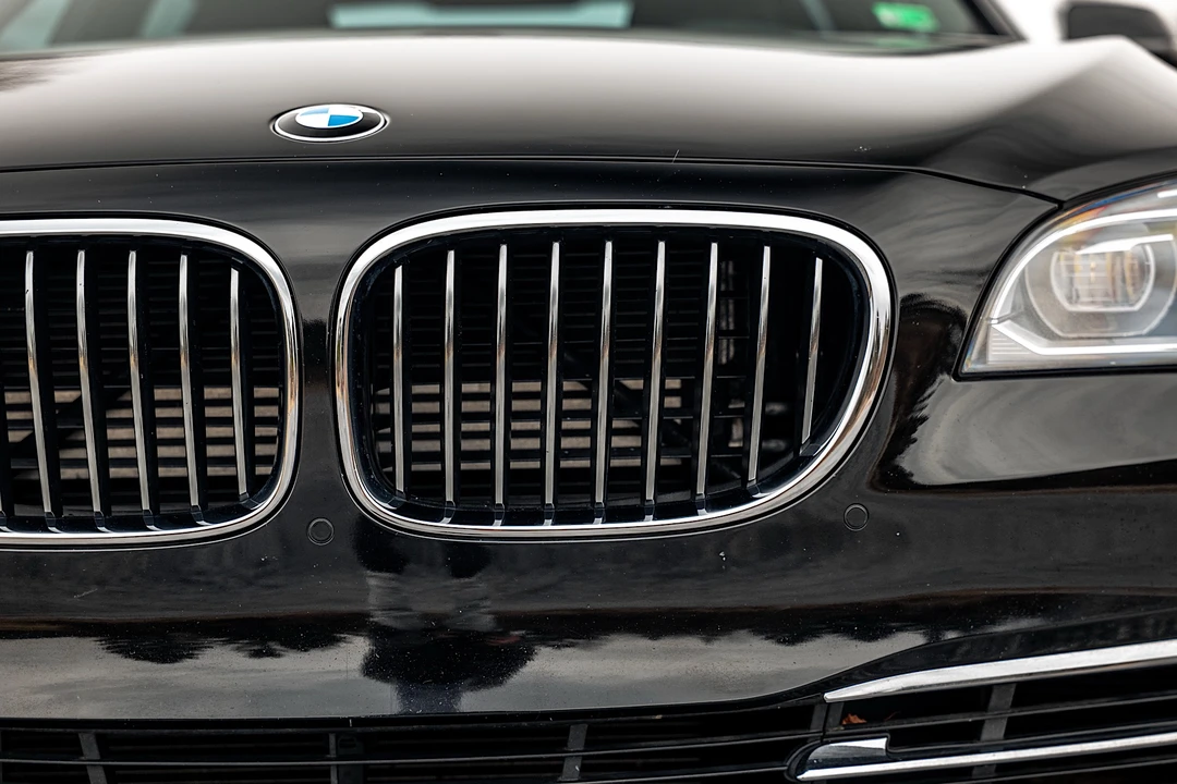 2015 BMW Alpina B7 - Image 29 of 31