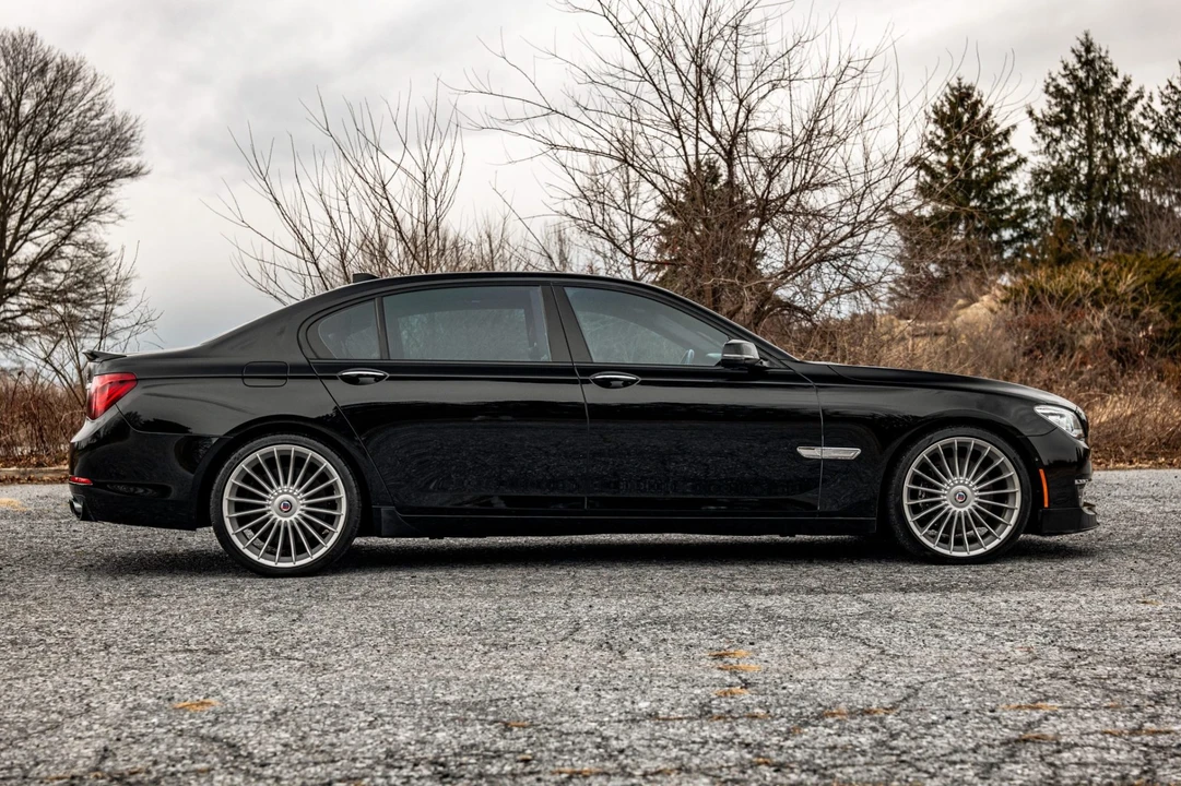 2015 BMW Alpina B7 - Image 3 of 9
