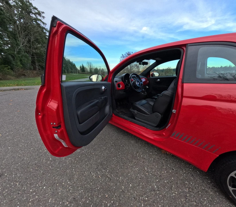 2015 Fiat Abarth 500 - Image 30 of 31