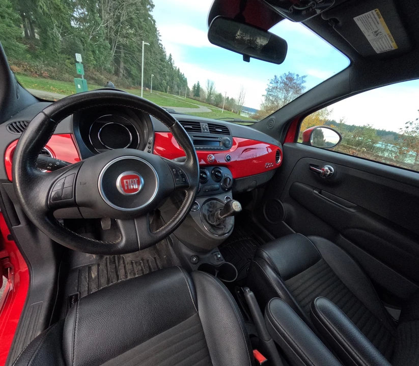 2015 Fiat Abarth 500 - Image 27 of 31