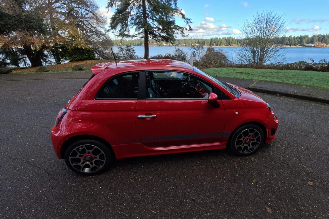 2015 Fiat Abarth 500 - Image 14 of 31