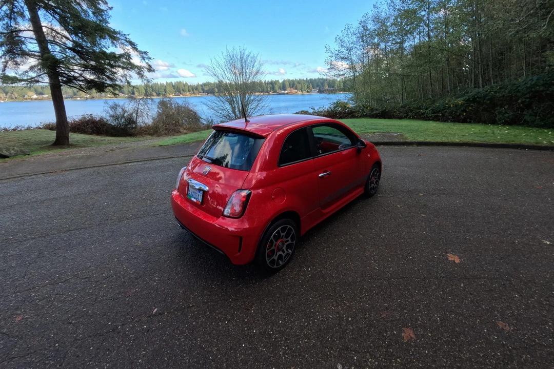 2015 Fiat Abarth 500 - Image 10 of 31