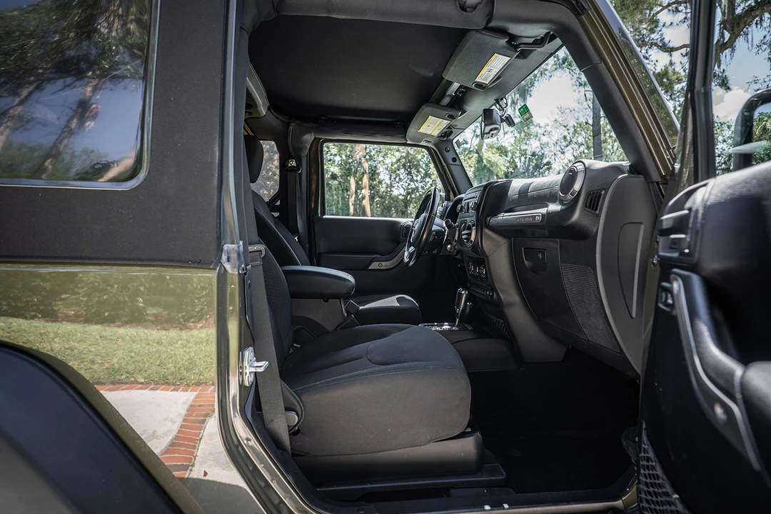 2015 Jeep JK Wrangler - Image 17 of 31