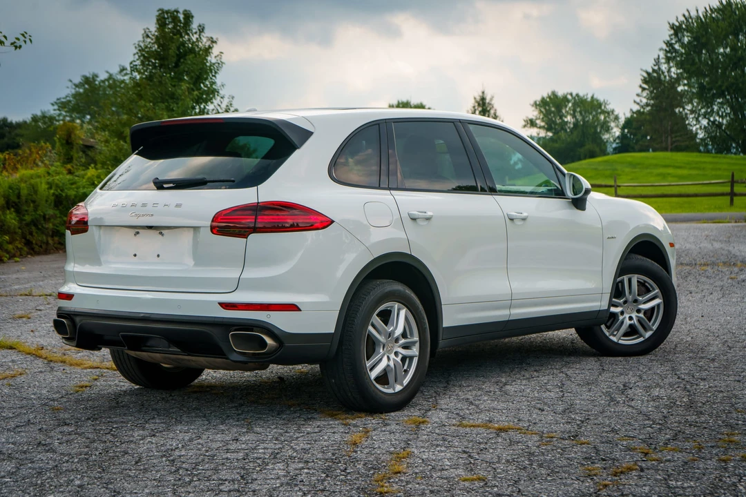 2015 Porsche 958 Cayenne Diesel - Image 18 of 31