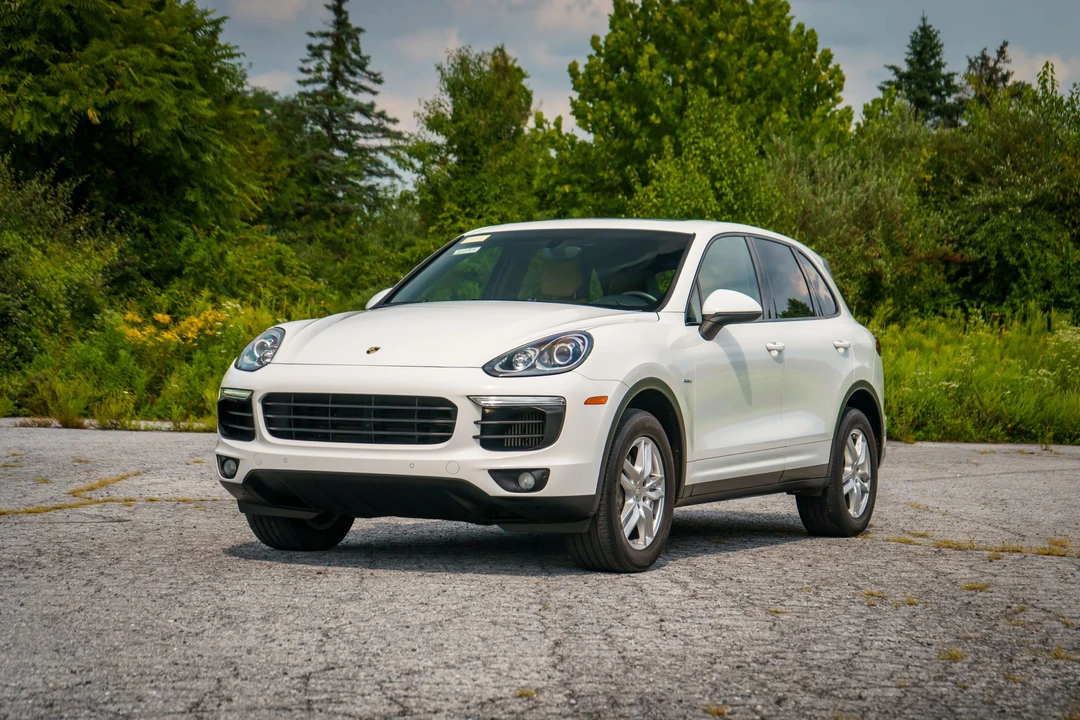 2015 Porsche 958 Cayenne Diesel - Image 2 of 31